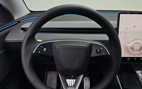 Tesla Model Y I, 2025 год, 7 400 000 рублей, 15 фотография