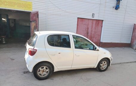 Toyota Vitz, 1999 год, 230 000 рублей, 2 фотография