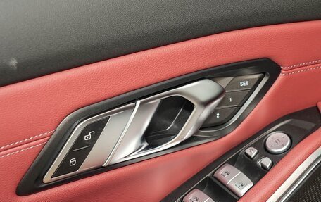 BMW 3 серия, 2023 год, 2 999 999 рублей, 14 фотография