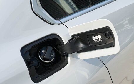 BMW 3 серия, 2023 год, 2 999 999 рублей, 20 фотография