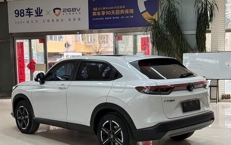 Honda Vezel, 2023 год, 1 640 000 рублей, 6 фотография