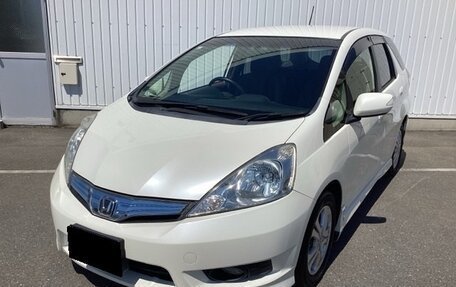 Honda Fit Shuttle I рестайлинг, 2015 год, 681 000 рублей, 3 фотография