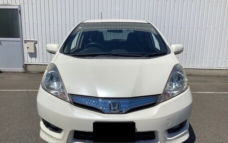 Honda Fit Shuttle I рестайлинг, 2015 год, 681 000 рублей, 2 фотография