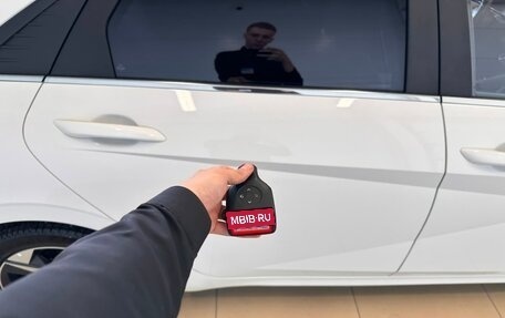 Hyundai Elantra, 2021 год, 1 849 000 рублей, 28 фотография
