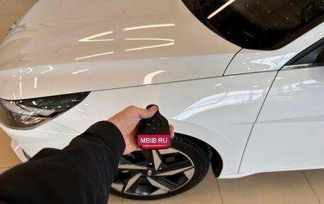 Hyundai Elantra, 2021 год, 1 849 000 рублей, 22 фотография