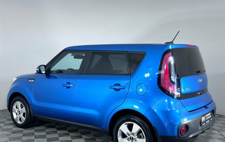 KIA Soul II рестайлинг, 2017 год, 1 347 000 рублей, 6 фотография