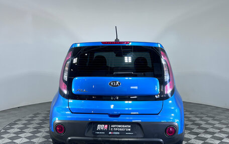 KIA Soul II рестайлинг, 2017 год, 1 347 000 рублей, 7 фотография