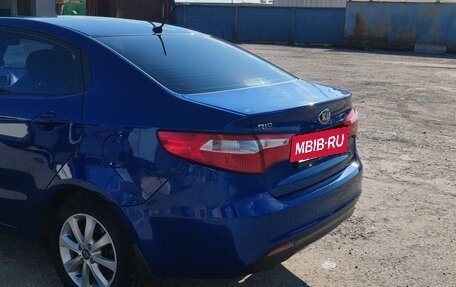 KIA Rio III рестайлинг, 2013 год, 980 000 рублей, 3 фотография