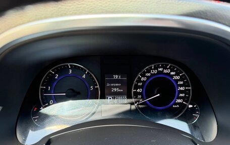 Infiniti QX70, 2014 год, 1 730 000 рублей, 12 фотография