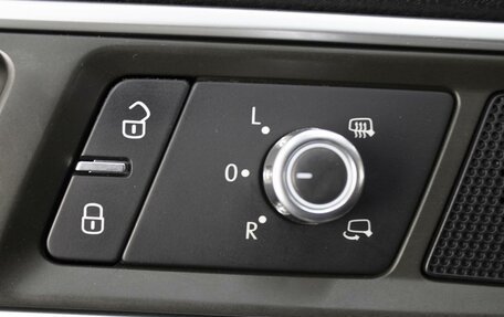 Volkswagen Touareg III, 2014 год, 2 600 000 рублей, 24 фотография