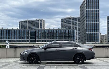 Hyundai Elantra, 2022 год, 1 300 000 рублей, 5 фотография