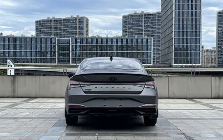 Hyundai Elantra, 2022 год, 1 300 000 рублей, 7 фотография