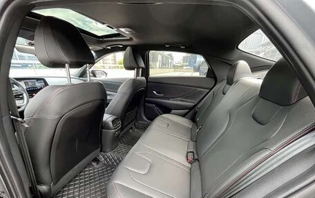 Hyundai Elantra, 2022 год, 1 300 000 рублей, 13 фотография