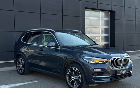 BMW X5, 2019 год, 5 570 000 рублей, 3 фотография