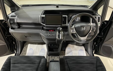 Honda Stepwgn IV, 2014 год, 1 350 000 рублей, 22 фотография