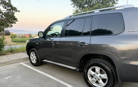 Toyota Land Cruiser 200, 2011 год, 3 700 000 рублей, 2 фотография
