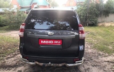 Toyota Land Cruiser Prado 150 рестайлинг 2, 2017 год, 4 200 000 рублей, 7 фотография