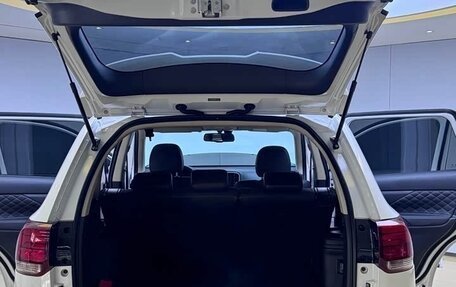 Mitsubishi Outlander III рестайлинг 3, 2022 год, 2 255 000 рублей, 23 фотография