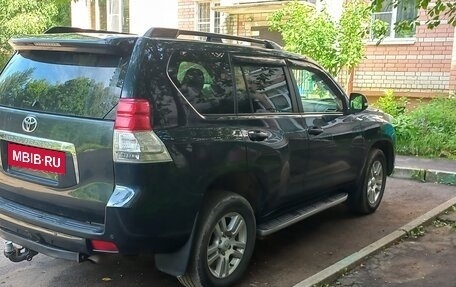 Toyota Land Cruiser Prado 150 рестайлинг 2, 2012 год, 2 750 000 рублей, 7 фотография