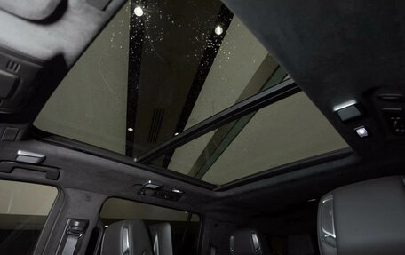 Cadillac Escalade V, 2025 год, 19 999 000 рублей, 17 фотография