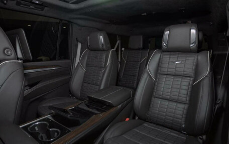Cadillac Escalade V, 2025 год, 19 999 000 рублей, 9 фотография