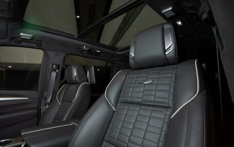 Cadillac Escalade V, 2025 год, 19 999 000 рублей, 8 фотография
