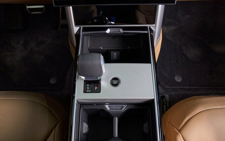 Land Rover Range Rover IV рестайлинг, 2026 год, 22 950 000 рублей, 18 фотография