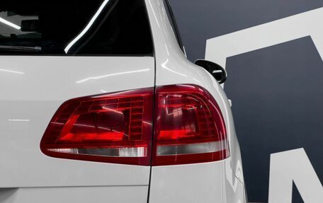 Volkswagen Touareg III, 2012 год, 1 999 900 рублей, 17 фотография