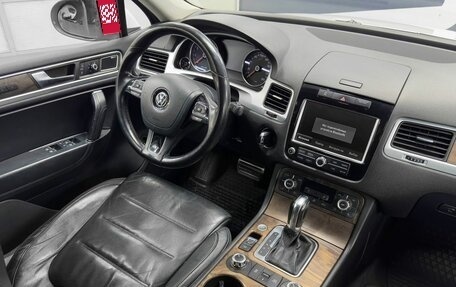 Volkswagen Touareg III, 2012 год, 1 999 900 рублей, 8 фотография