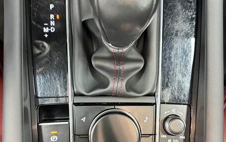 Mazda 3, 2022 год, 1 800 000 рублей, 14 фотография