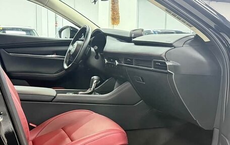 Mazda 3, 2022 год, 1 800 000 рублей, 17 фотография