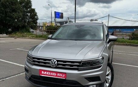 Volkswagen Tiguan II, 2020 год, 3 450 000 рублей, 2 фотография