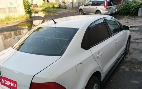 Volkswagen Polo VI (EU Market), 2011 год, 380 000 рублей, 3 фотография