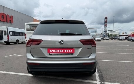 Volkswagen Tiguan II, 2020 год, 3 450 000 рублей, 6 фотография