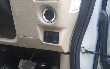 Honda N-BOX II, 2018 год, 895 000 рублей, 13 фотография