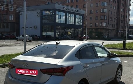 Hyundai Solaris II рестайлинг, 2017 год, 980 000 рублей, 3 фотография