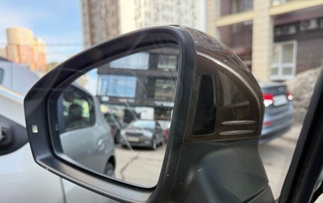 Volkswagen Tiguan II, 2018 год, 2 390 000 рублей, 26 фотография
