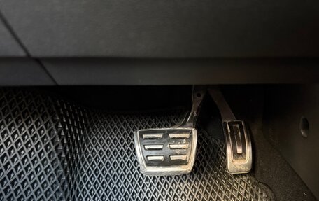Volkswagen Tiguan II, 2018 год, 2 390 000 рублей, 30 фотография