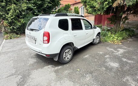 Renault Duster I рестайлинг, 2015 год, 600 000 рублей, 2 фотография