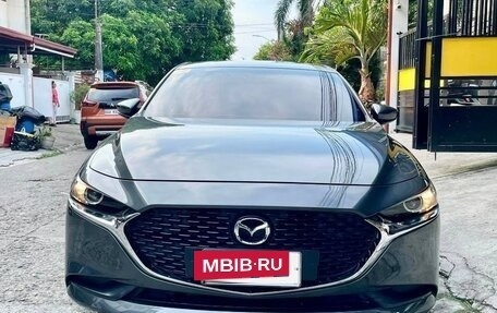 Mazda 3, 2021 год, 2 020 000 рублей, 3 фотография