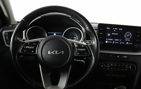 KIA cee'd III, 2021 год, 2 199 990 рублей, 10 фотография