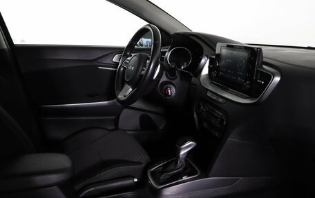 KIA cee'd III, 2021 год, 2 199 990 рублей, 14 фотография