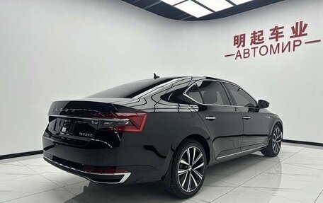 Skoda Superb III рестайлинг, 2023 год, 2 050 000 рублей, 4 фотография