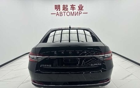 Skoda Superb III рестайлинг, 2023 год, 2 050 000 рублей, 5 фотография