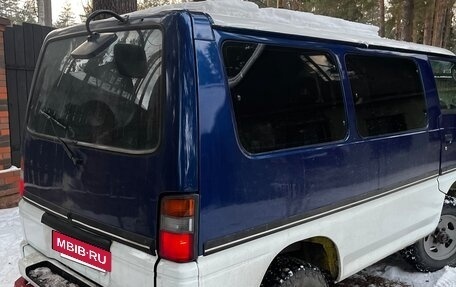 Mitsubishi Delica III, 1990 год, 590 000 рублей, 2 фотография