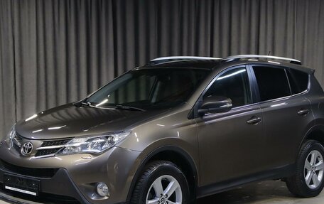 Toyota RAV4, 2015 год, 1 749 000 рублей, 1 фотография