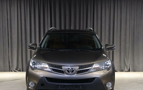 Toyota RAV4, 2015 год, 1 749 000 рублей, 13 фотография