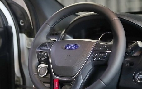 Ford Explorer VI, 2018 год, 2 349 000 рублей, 10 фотография
