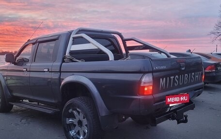 Mitsubishi L200 III рестайлинг, 2005 год, 800 000 рублей, 5 фотография