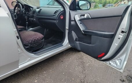 KIA Cerato III, 2010 год, 780 000 рублей, 5 фотография